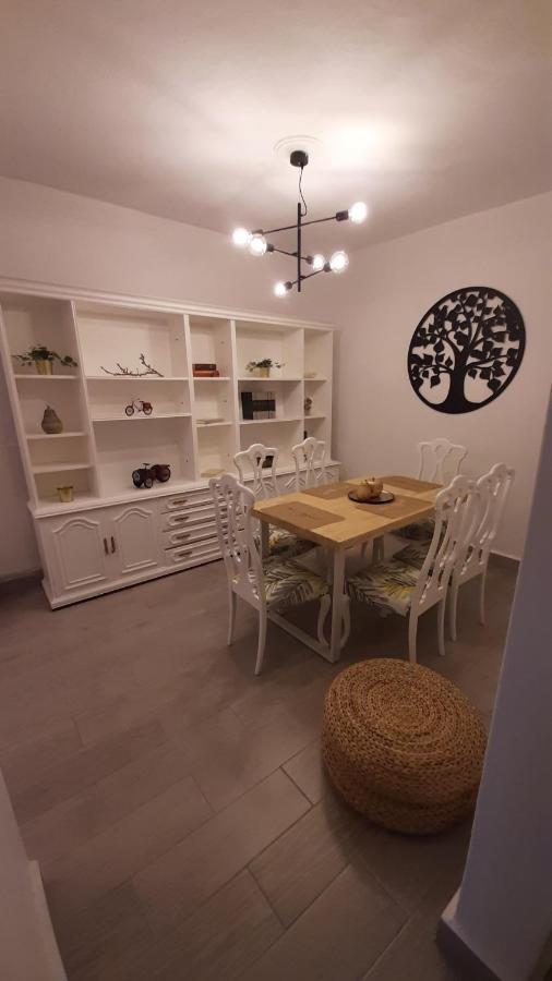 Villa Abumahouse Los Llanos De Aridane Esterno foto
